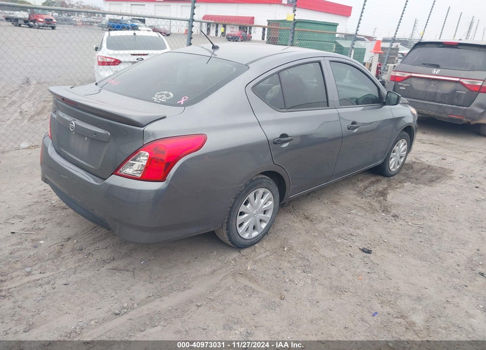 2019 NISSAN VERSA 1.6 S+ VIN: 3N1CN7APXKL826480