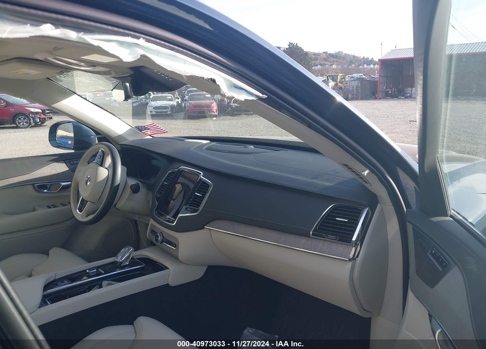 2024 VOLVO XC90 B6 ULTIMATE BRIGHT THEME 7-SEATER VIN: YV4062PF8R1204909
