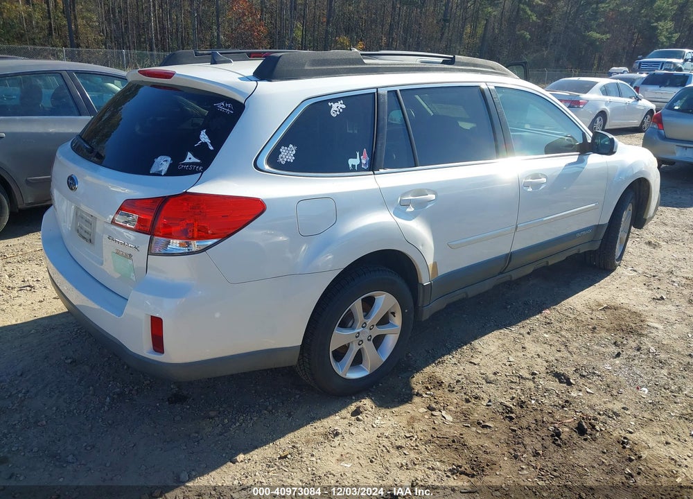2014 SUBARU OUTBACK 2.5I PREMIUM VIN: 4S4BRBECXE3325530