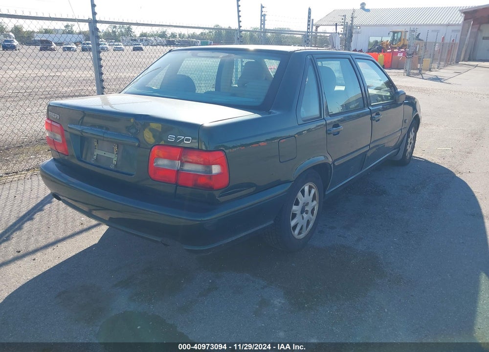 1999 VOLVO S70 VIN: YV1LS55A9X1592535