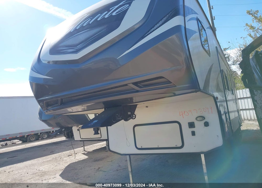 2017 CROSSROADS OTHER VIN: 4YDF31022H6360126