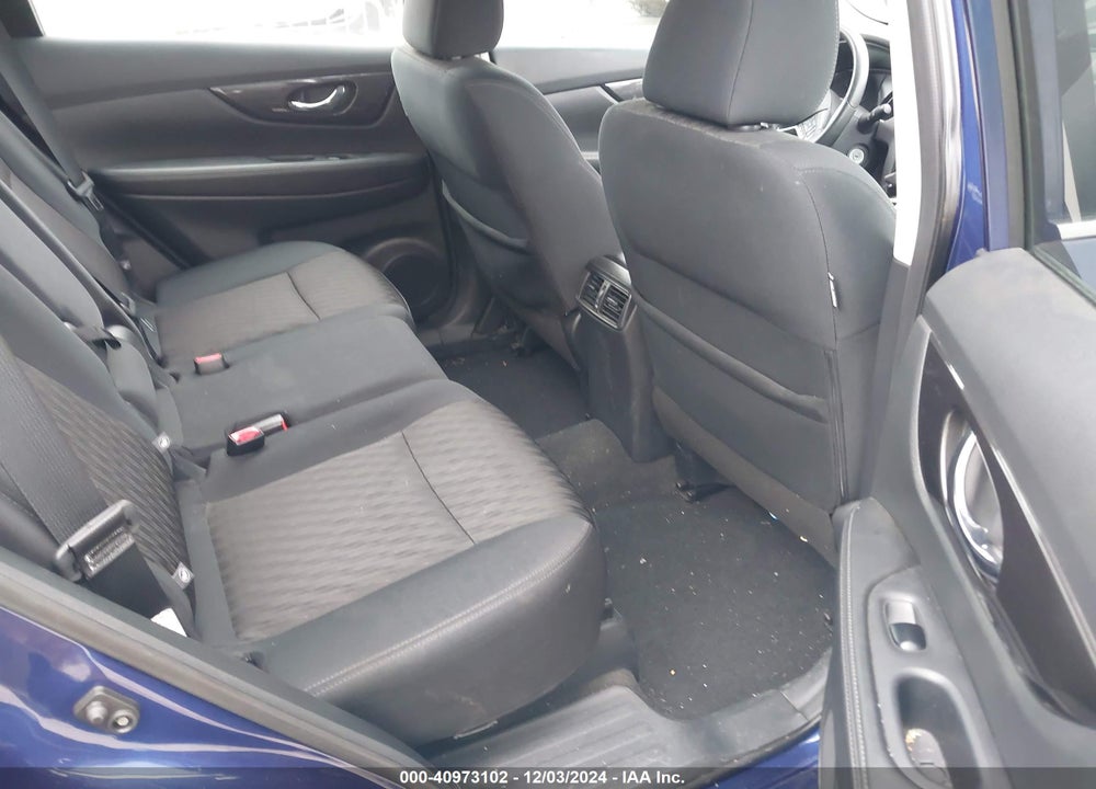 2019 NISSAN ROGUE S VIN: 5N1AT2MT2KC801702