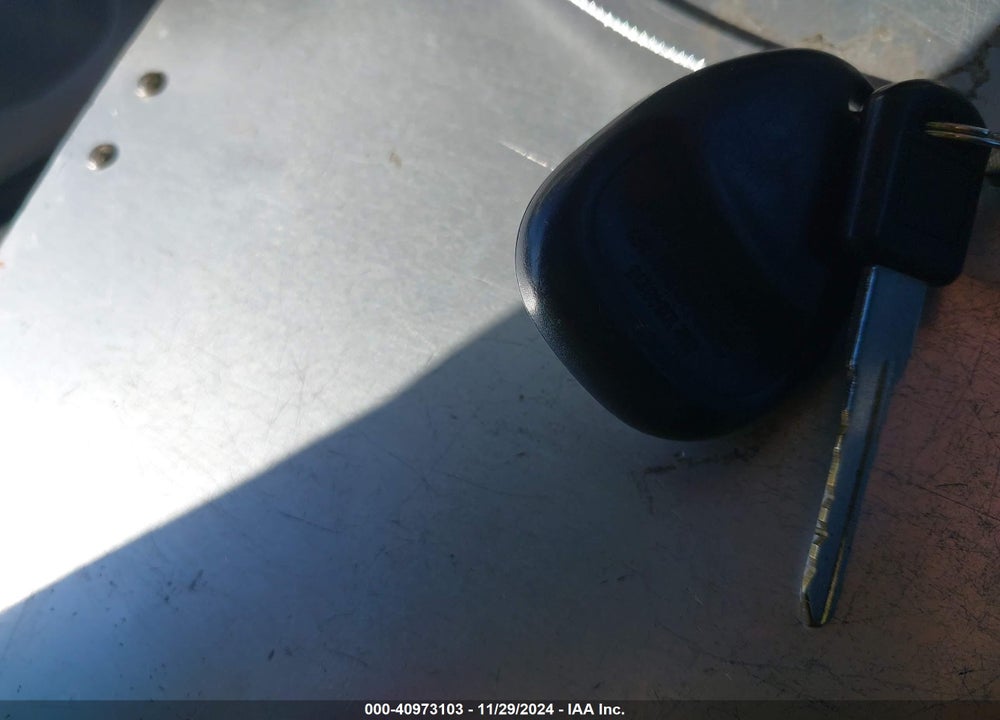 2000 BUICK CENTURY CUSTOM VIN: 2G4WS52JXY1256939