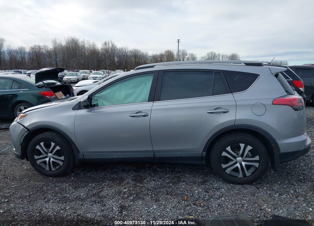 2017 TOYOTA RAV4 LE VIN: 2T3BFREVXHW631605