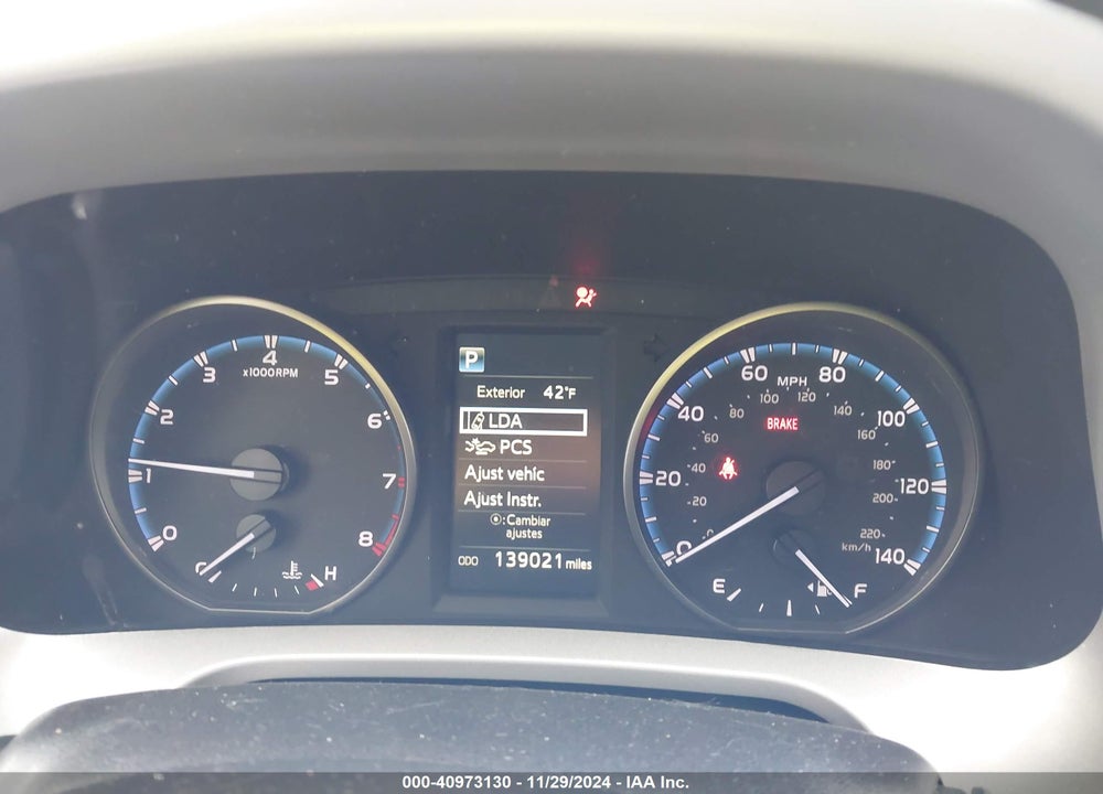 2017 TOYOTA RAV4 LE VIN: 2T3BFREVXHW631605