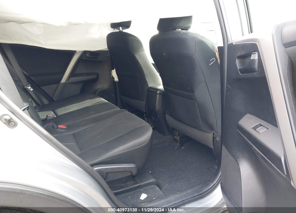 2017 TOYOTA RAV4 LE VIN: 2T3BFREVXHW631605