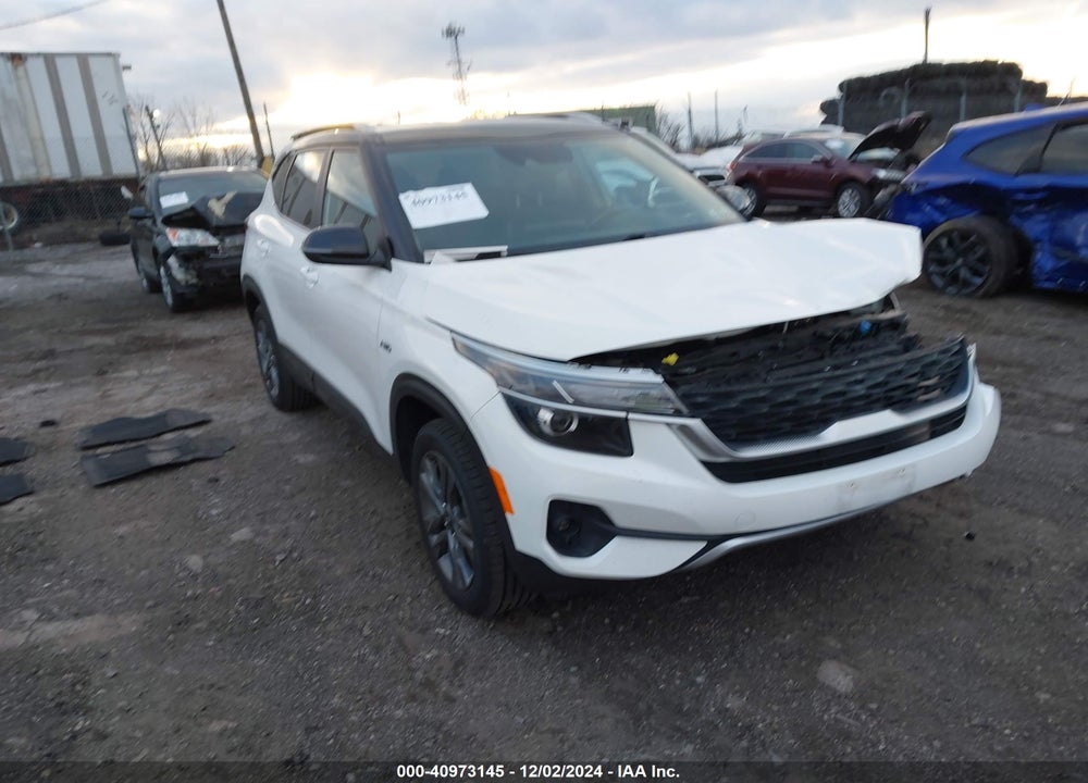 2021 KIA SELTOS S VIN: KNDEUCAA2M7042525