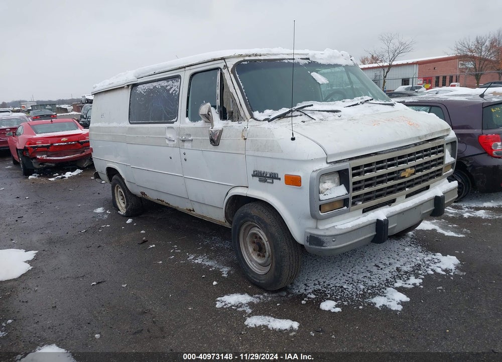 1992 CHEVROLET G30 VIN: 1GCGG35K8N7131682