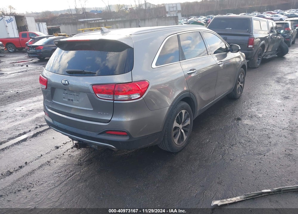 2016 KIA SORENTO 3.3L EX VIN: 5XYPH4A58GG152055