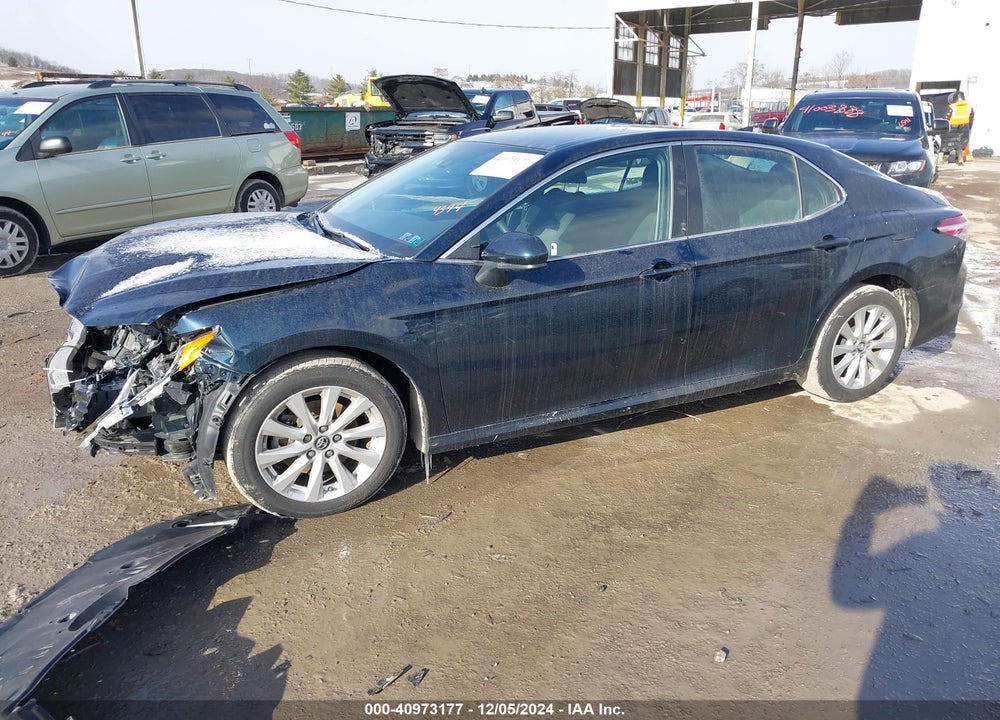 2019 TOYOTA CAMRY LE VIN: 4T1B11HK5KU814394