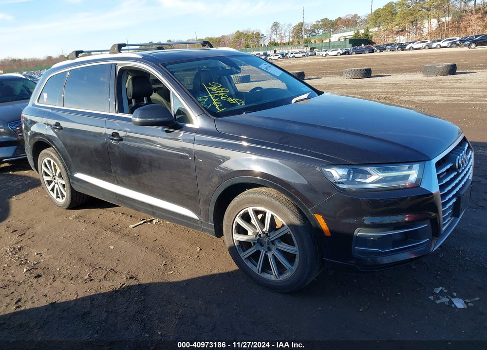 2018 AUDI Q7 3.0T PREMIUM VIN: WA1LAAF78JD037810