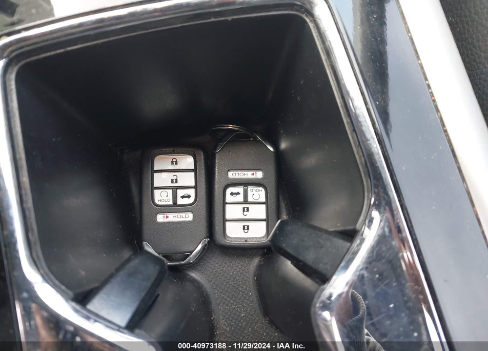 2016 HONDA ACCORD EX-L VIN: 1HGCR2F81GA117121