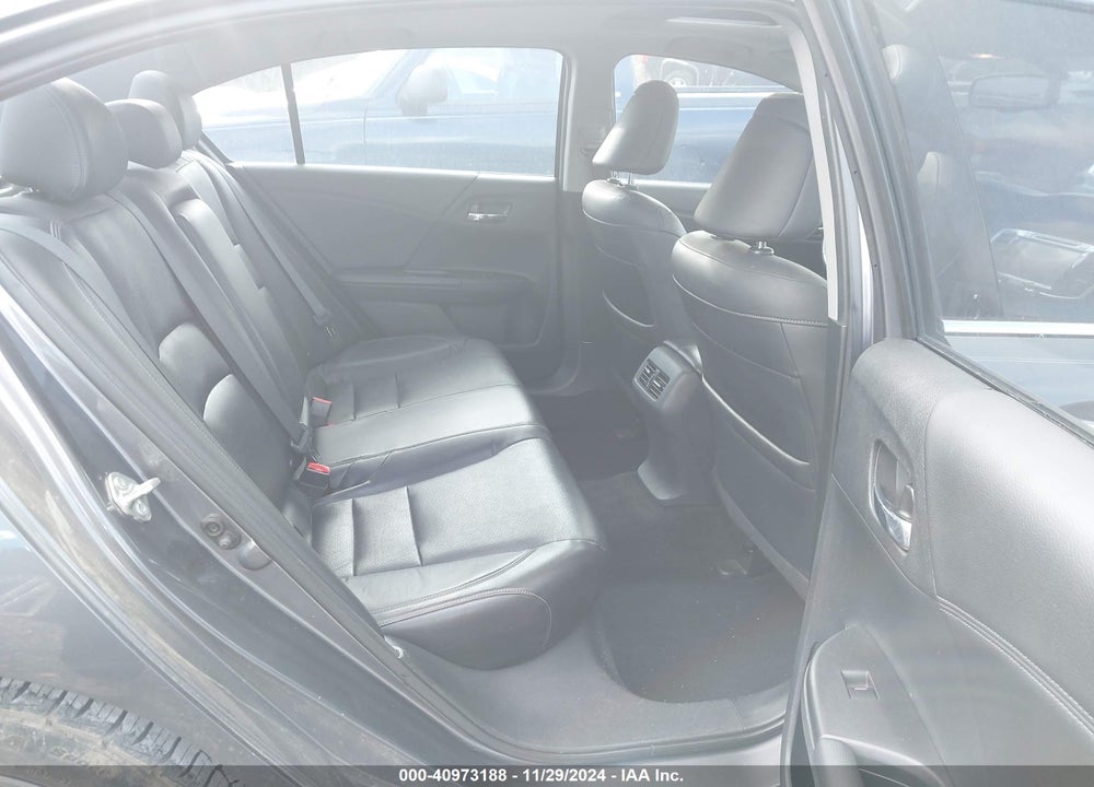 2016 HONDA ACCORD EX-L VIN: 1HGCR2F81GA117121