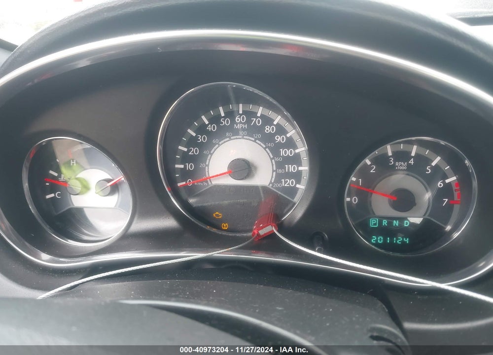 2014 CHRYSLER 200 LX VIN: 1C3CCBAB8EN121857