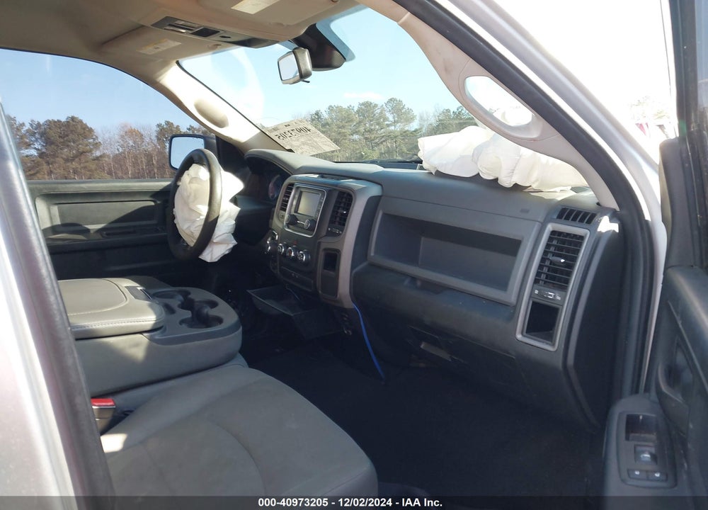2016 RAM 1500 EXPRESS VIN: 1C6RR7FT7GS344924