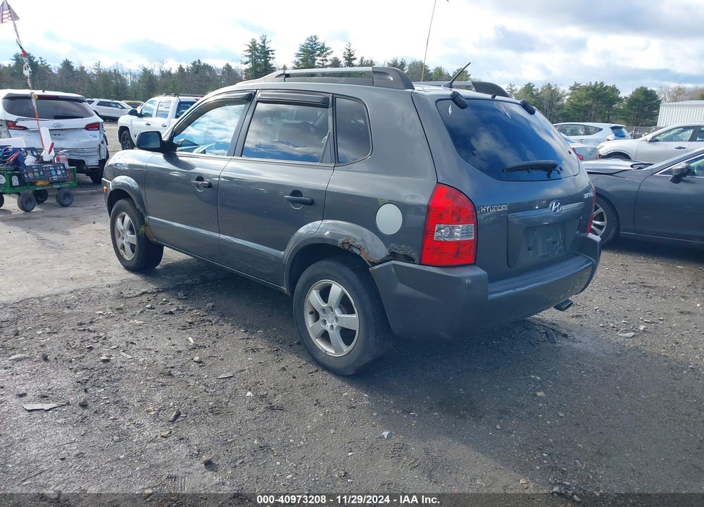 2007 HYUNDAI TUCSON GLS VIN: KM8JM12B87U564555