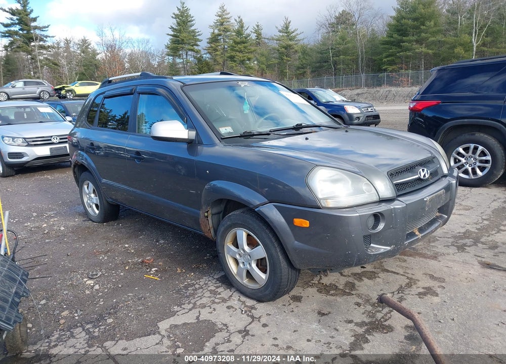 2007 HYUNDAI TUCSON GLS VIN: KM8JM12B87U564555