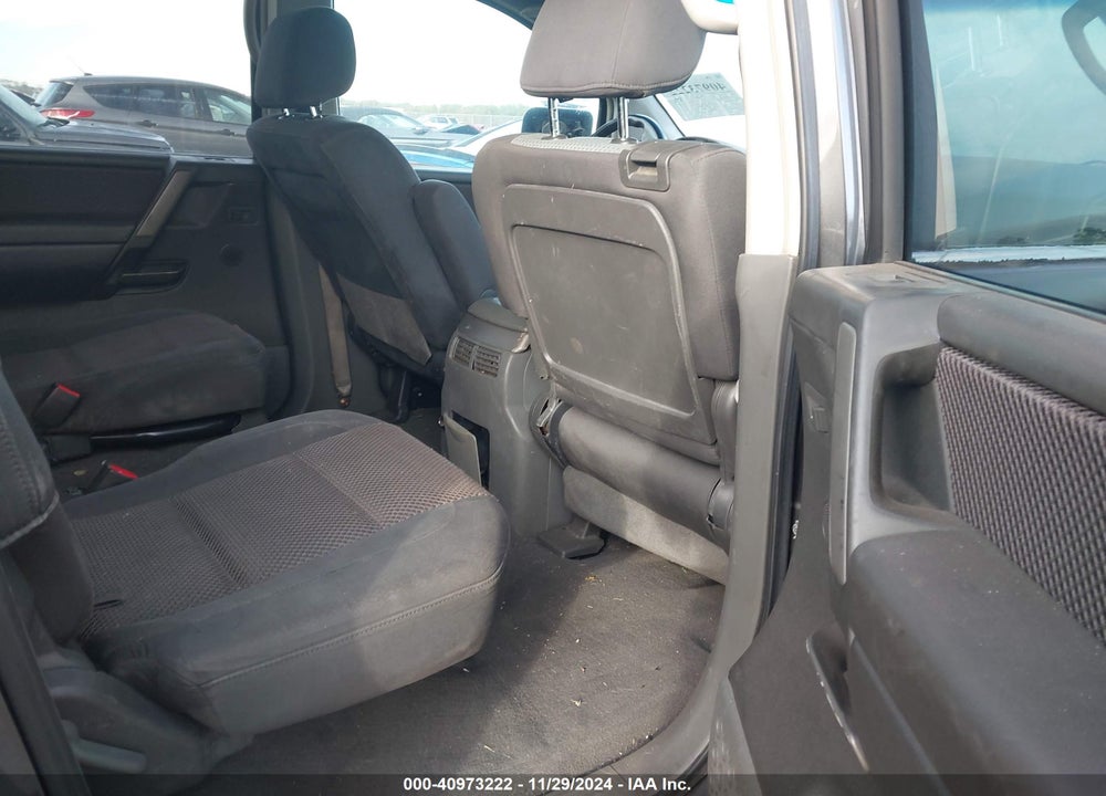 2005 NISSAN ARMADA SE VIN: 5N1AA08A05N732892