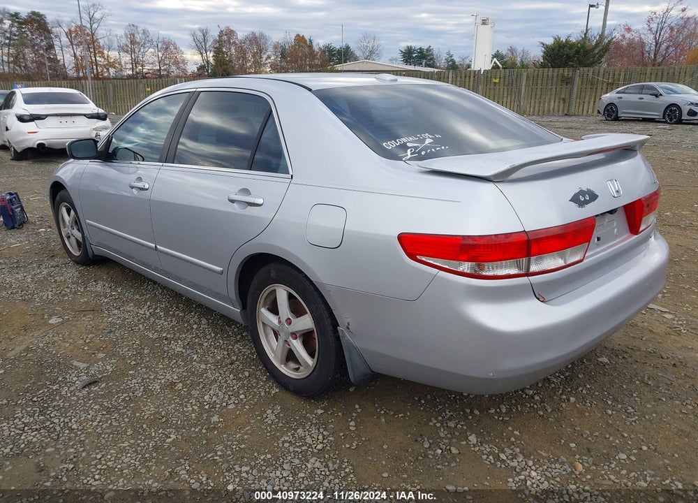 2004 HONDA ACCORD 2.4 EX VIN: 1HGCM55804A050105
