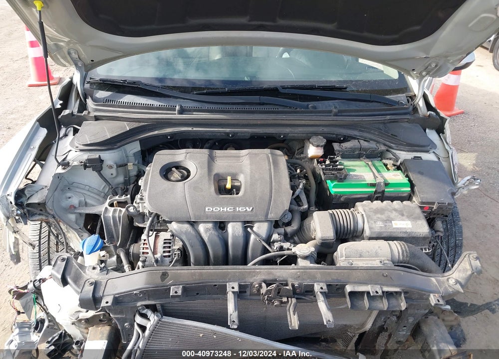 2017 HYUNDAI ELANTRA SE VIN: KMHD84LFXHU099640