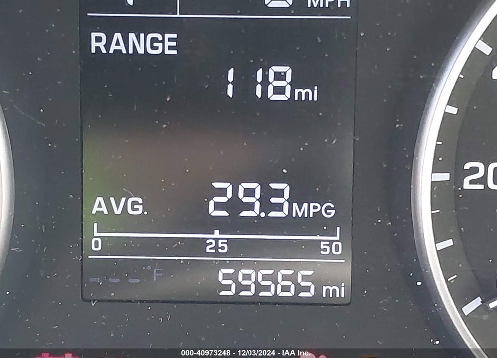 2017 HYUNDAI ELANTRA SE VIN: KMHD84LFXHU099640