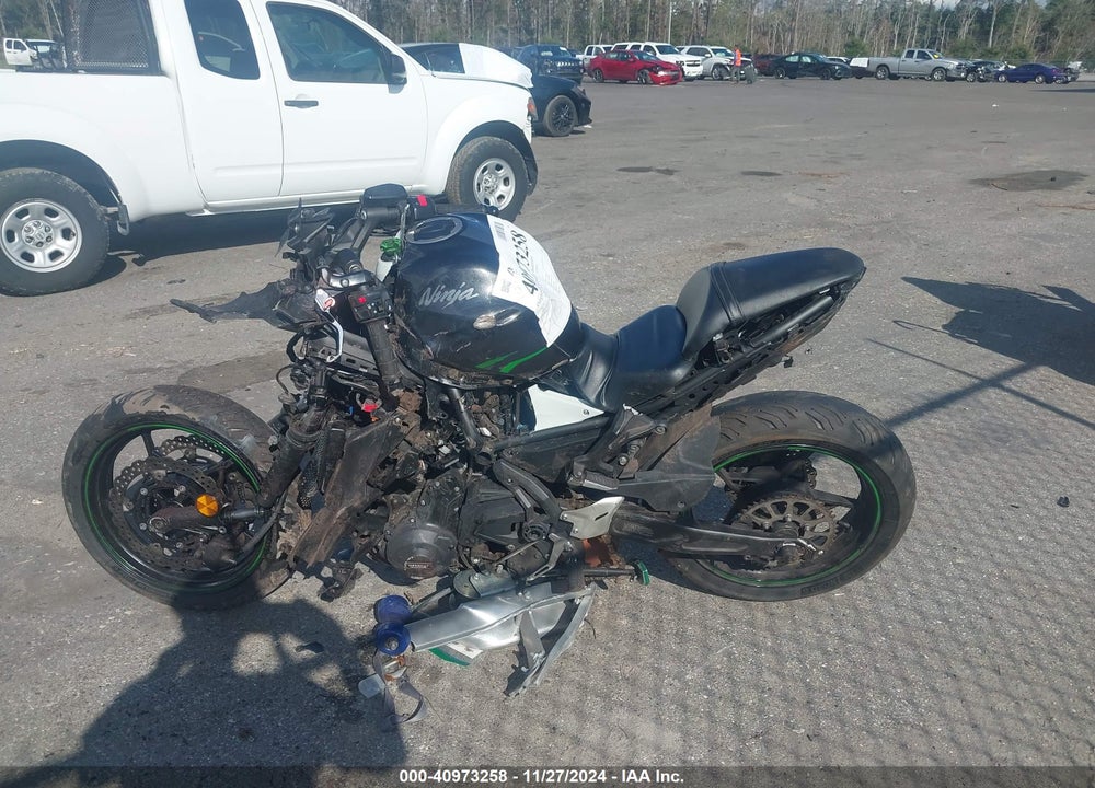 2022 KAWASAKI EX650 N VIN: ML5EXEN19NDA73901