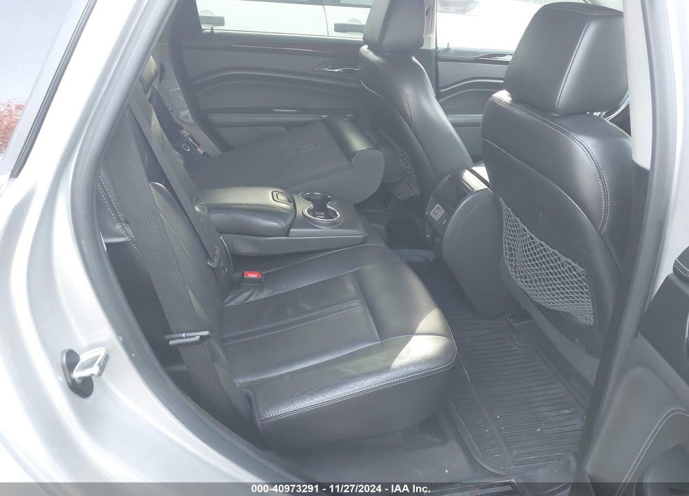 2013 CADILLAC SRX LUXURY COLLECTION VIN: 3GYFNGE31DS640640