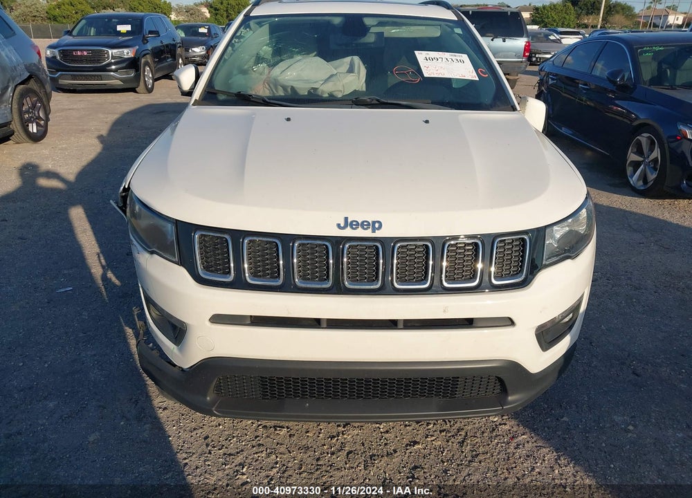 2019 JEEP COMPASS SUN AND WHEEL FWD VIN: 3C4NJCBB9KT654858