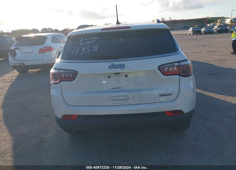 2019 JEEP COMPASS SUN AND WHEEL FWD VIN: 3C4NJCBB9KT654858