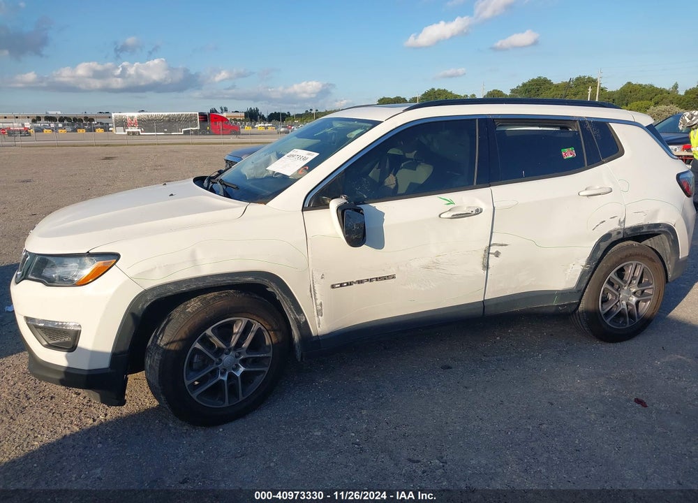 2019 JEEP COMPASS SUN AND WHEEL FWD VIN: 3C4NJCBB9KT654858