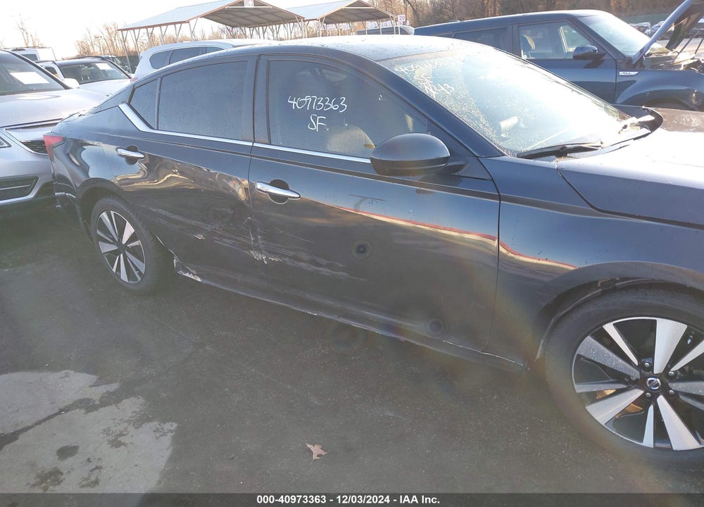 2021 NISSAN ALTIMA SV FWD VIN: 1N4BL4DV6MN405002