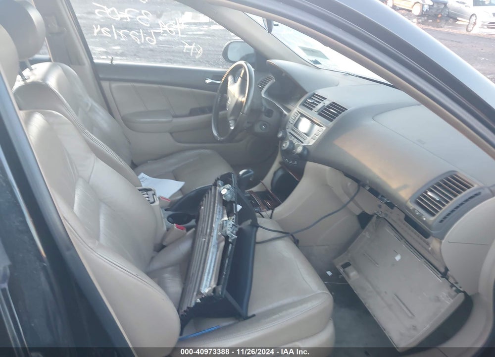 2007 HONDA ACCORD 3.0 EX VIN: 1HGCM66547A101152
