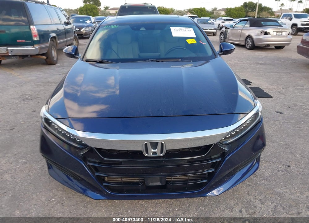 2018 HONDA ACCORD VIN: 1HGCV1F93JA041892