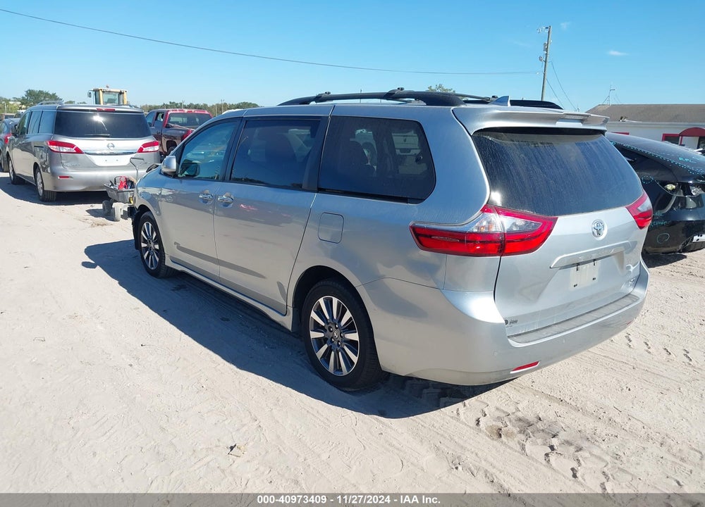 2020 TOYOTA SIENNA XLE PREMIUM VIN: 5TDDZ3DC4LS244460