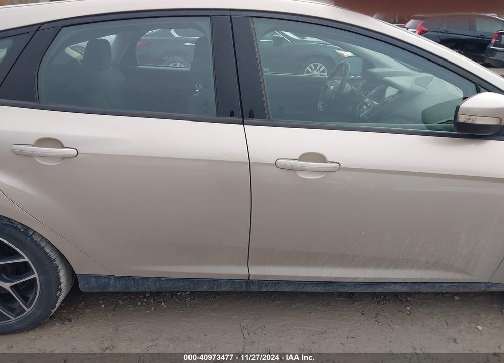 2017 FORD FOCUS SEL VIN: 1FADP3M29HL213779