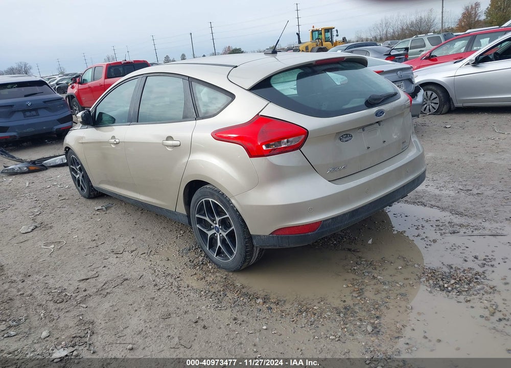 2017 FORD FOCUS SEL VIN: 1FADP3M29HL213779