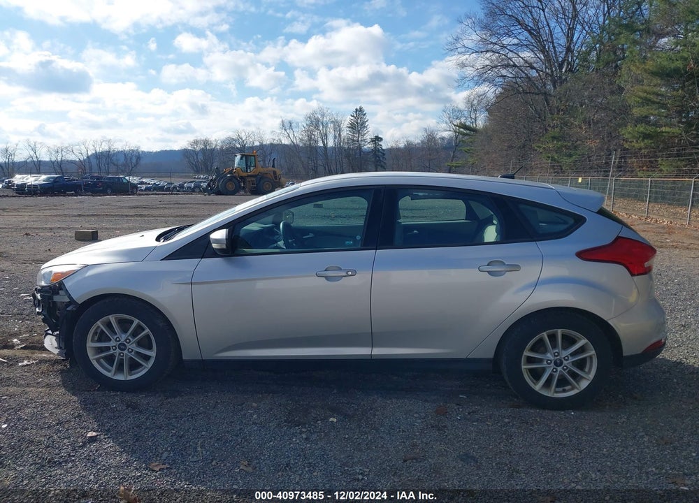 2017 FORD FOCUS SE VIN: 1FADP3K2XHL229007