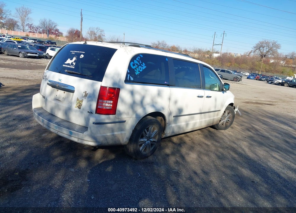 2008 CHRYSLER TOWN & COUNTRY LIMITED VIN: 2A8HR64X98R826214