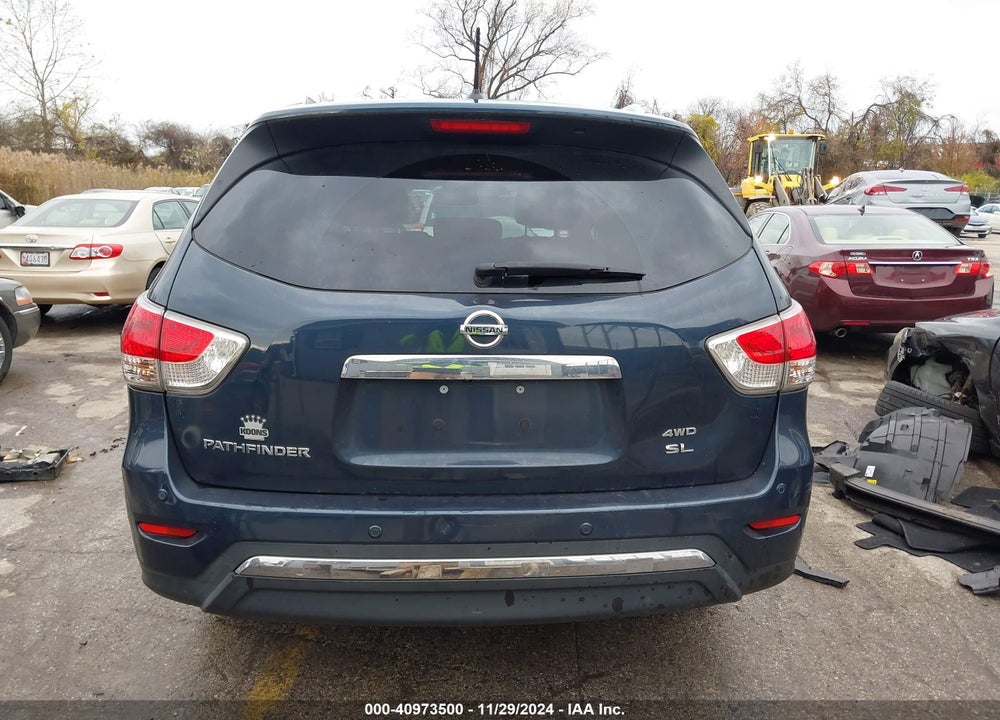 2015 NISSAN PATHFINDER SL VIN: 5N1AR2MMXFC723666