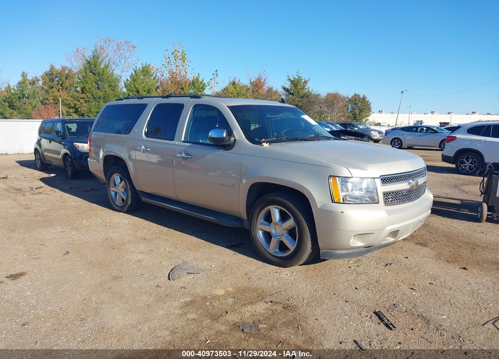 2011 CHEVROLET SUBURBAN 1500 LT1 VIN: 1GNSCJE02BR302264