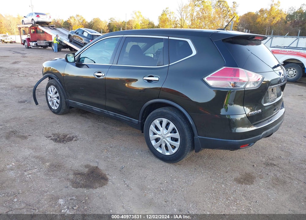 2015 NISSAN ROGUE S VIN: 5N1AT2ML4FC907896