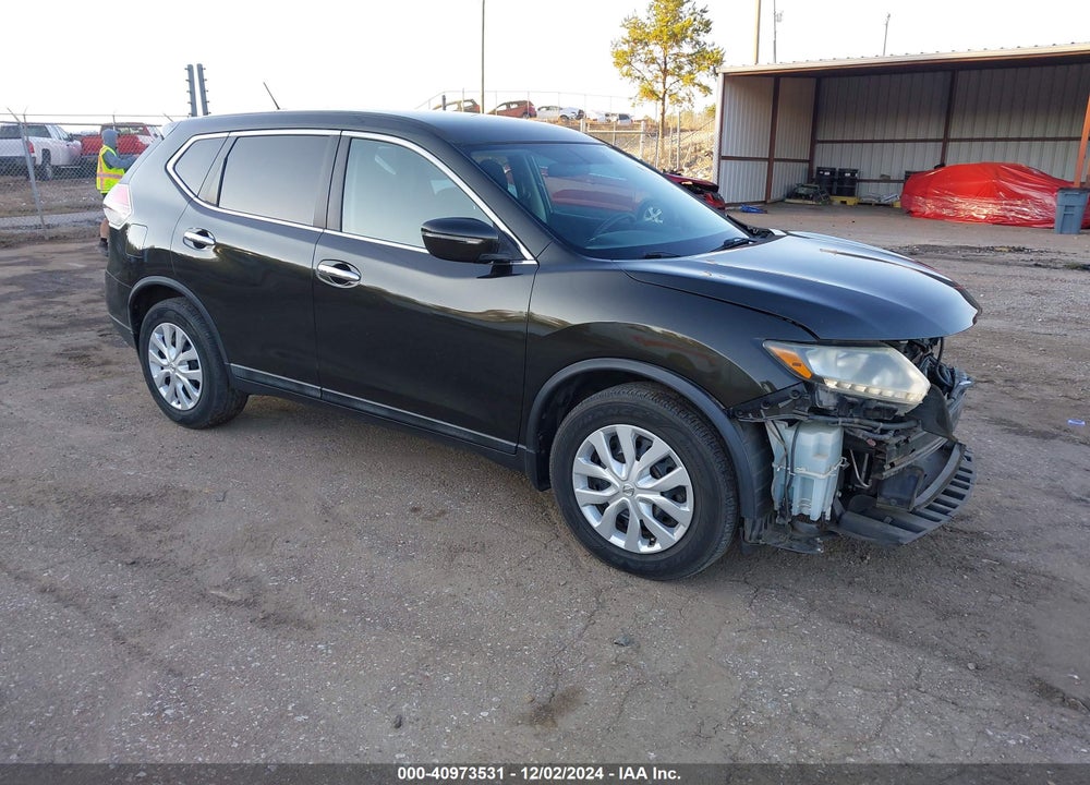 2015 NISSAN ROGUE S VIN: 5N1AT2ML4FC907896