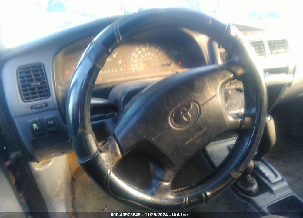 1998 TOYOTA 4RUNNER SR5 V6 VIN: JT3HN86R7W0150872