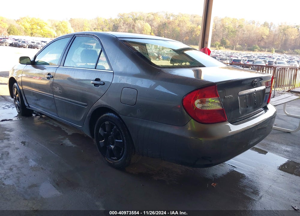2002 TOYOTA CAMRY LE VIN: 4T1BE32K62U592649
