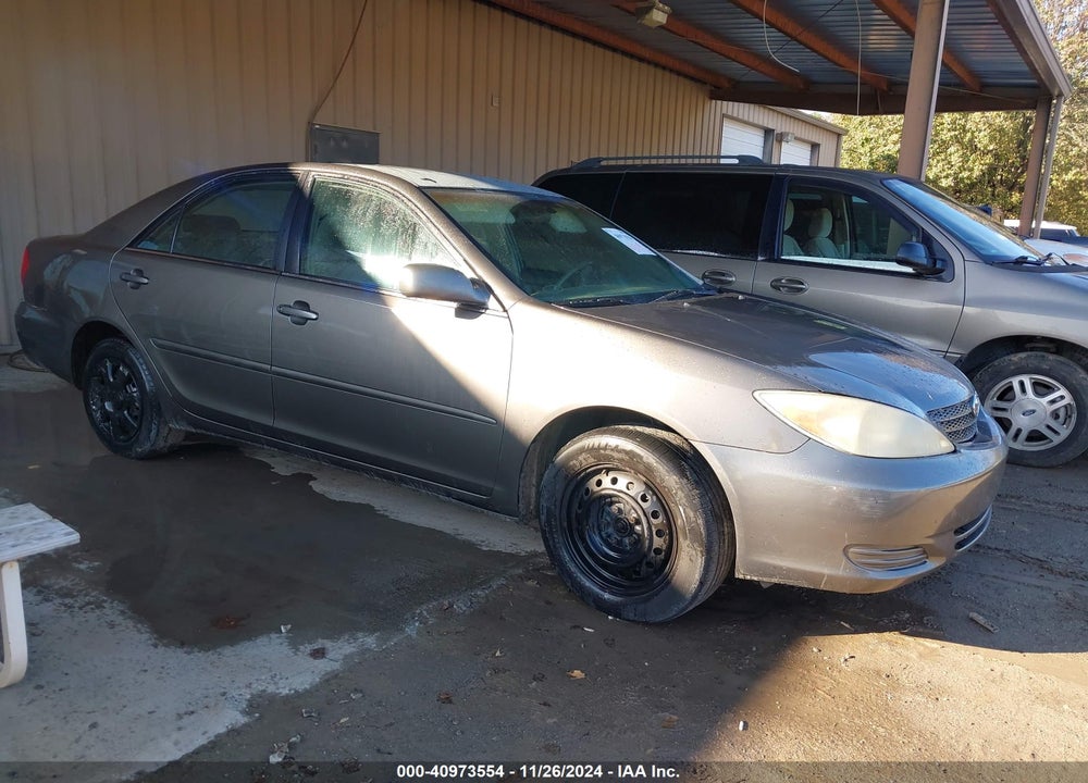 2002 TOYOTA CAMRY LE VIN: 4T1BE32K62U592649