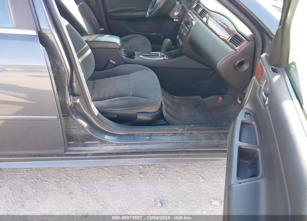 2010 CHEVROLET IMPALA LT VIN: 2G1WB5EN6A1240299