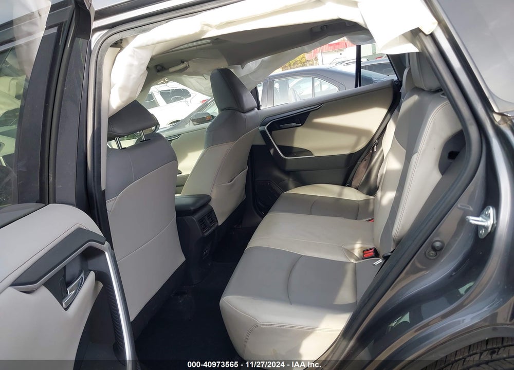 2019 TOYOTA RAV4 LIMITED VIN: JTMN1RFV6KD028150