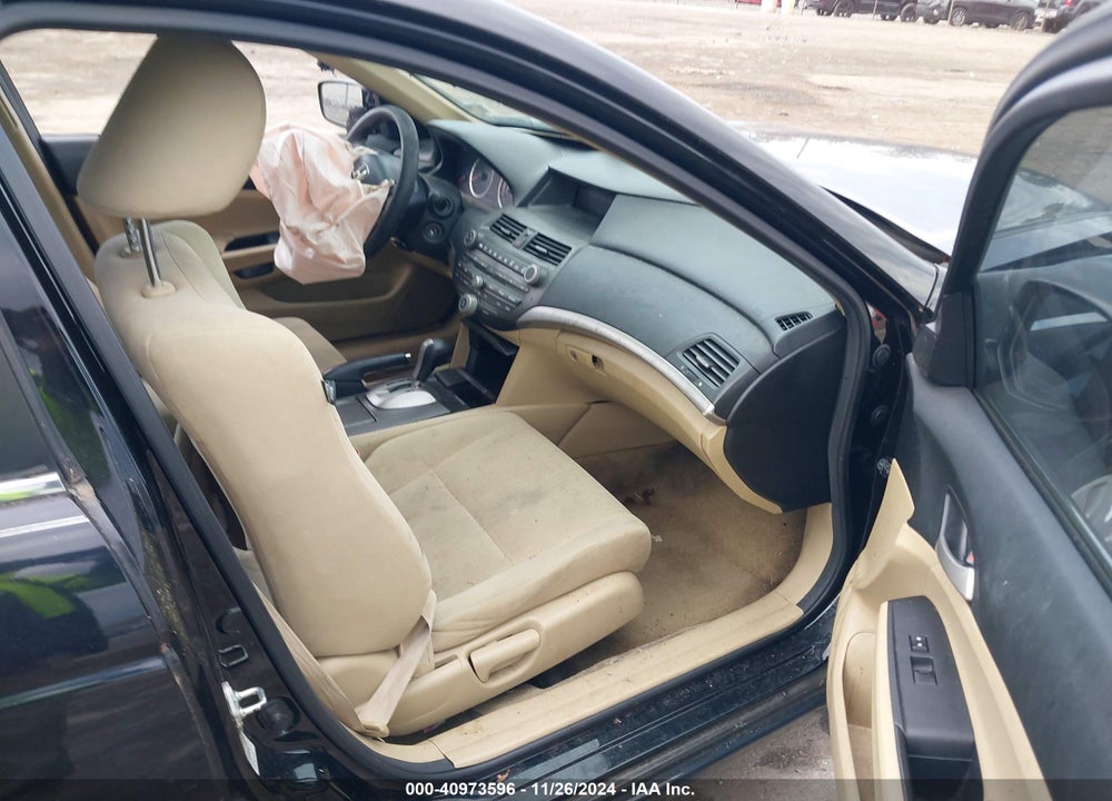 2011 HONDA ACCORD 2.4 LX VIN: 1HGCP2F3XBA123051