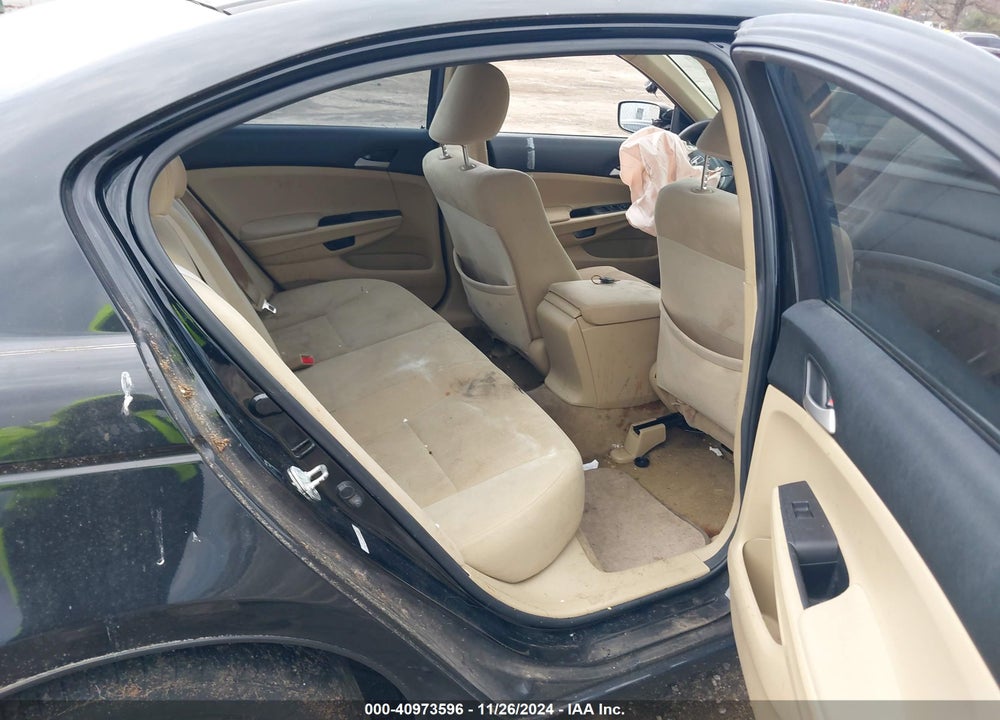 2011 HONDA ACCORD 2.4 LX VIN: 1HGCP2F3XBA123051