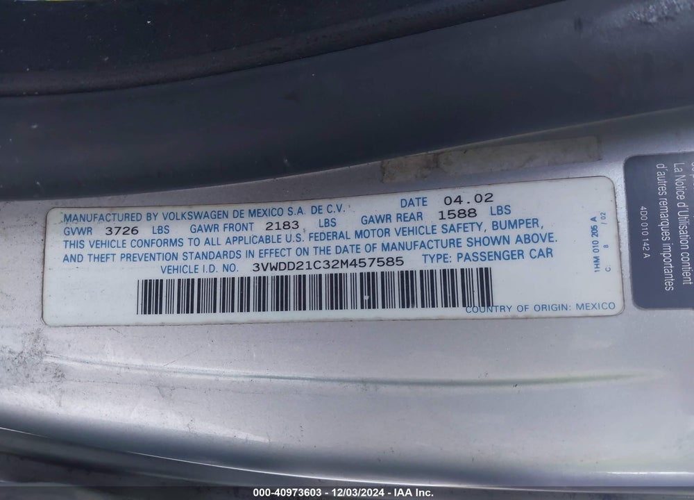 2002 VOLKSWAGEN NEW BEETLE GLX VIN: 3VWDD21C32M457585